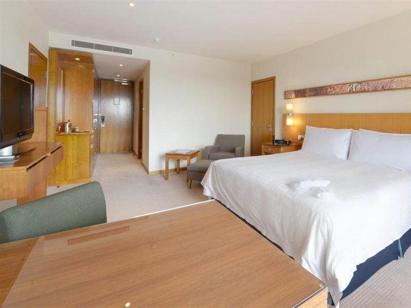 Canary Riverside Plaza Hotel Λονδίνο Εξωτερικό φωτογραφία A room at the hotel