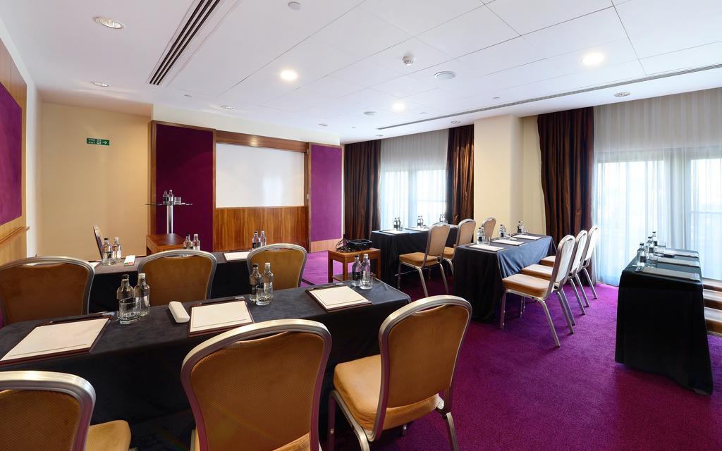 Canary Riverside Plaza Hotel Λονδίνο Εξωτερικό φωτογραφία Meeting room